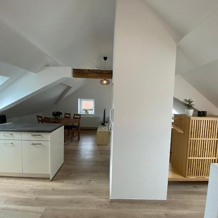 Helle 2 Zi. Wohnung Naehe Flughafen Muenchen Haimhausen  Dış mekan fotoğraf